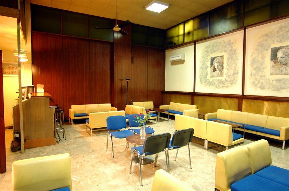 אתונה Vienna Hotel מראה חיצוני תמונה