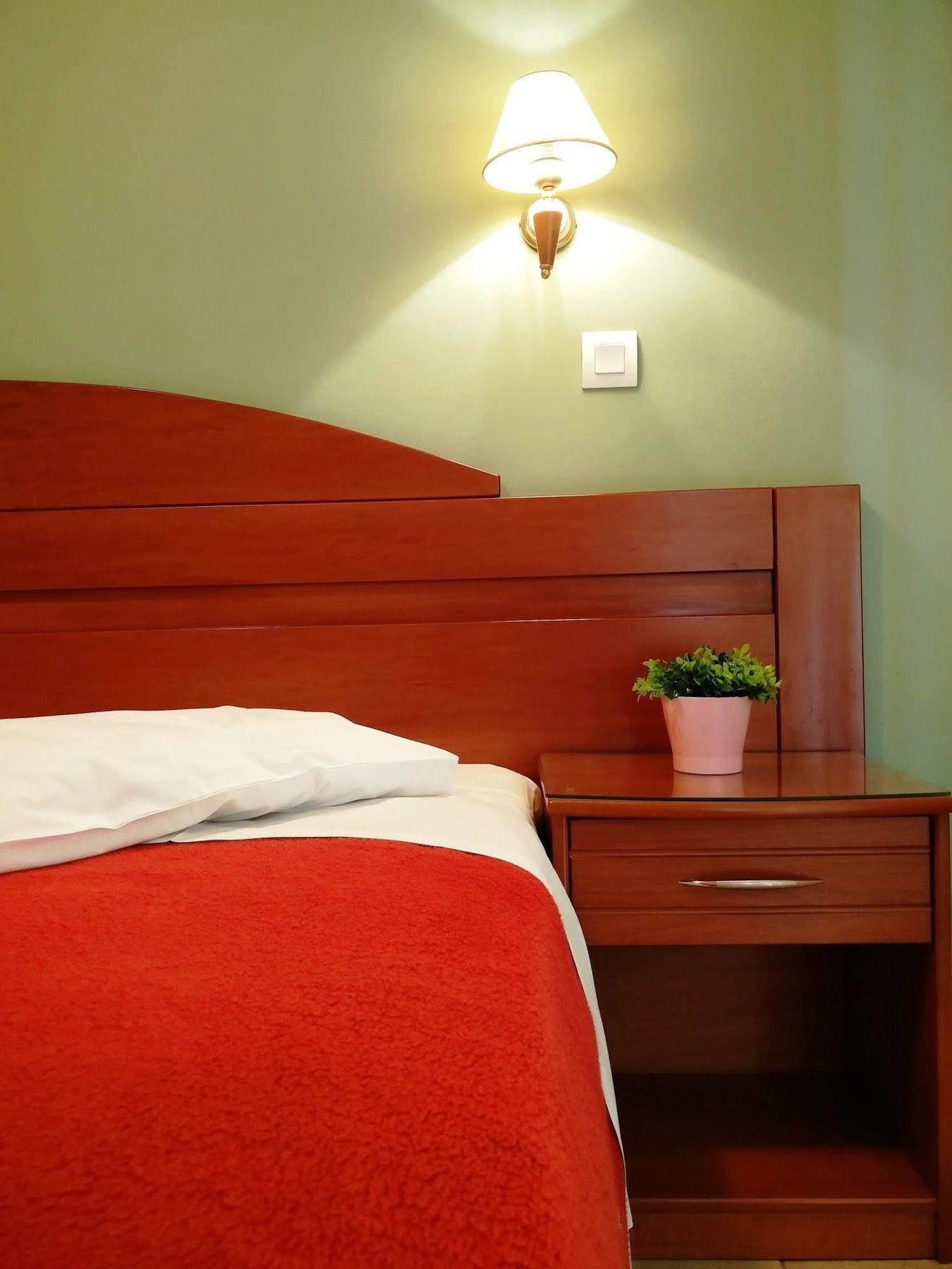 אתונה Vienna Hotel מראה חיצוני תמונה
