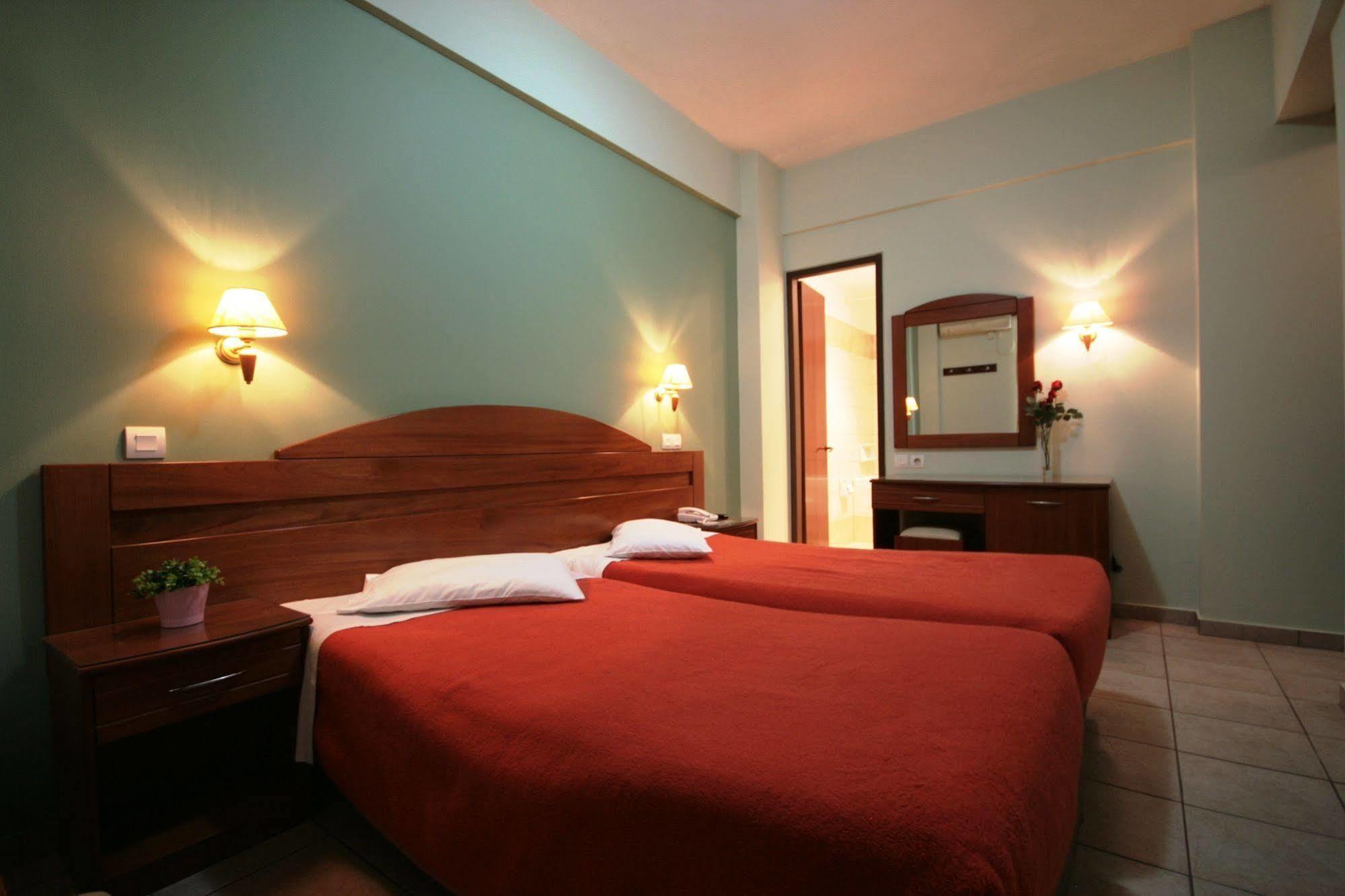 אתונה Vienna Hotel מראה חיצוני תמונה